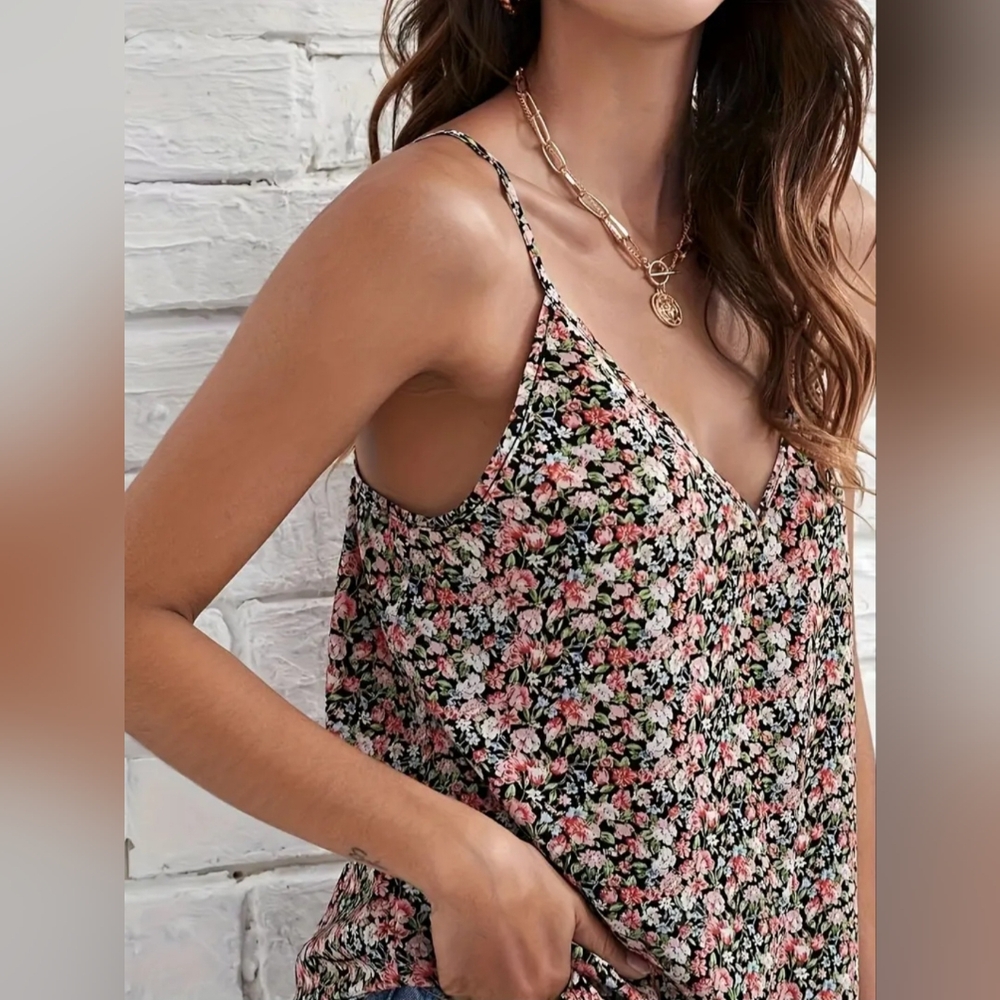 New Floral Cami Tank Top - Picture 3 of 3